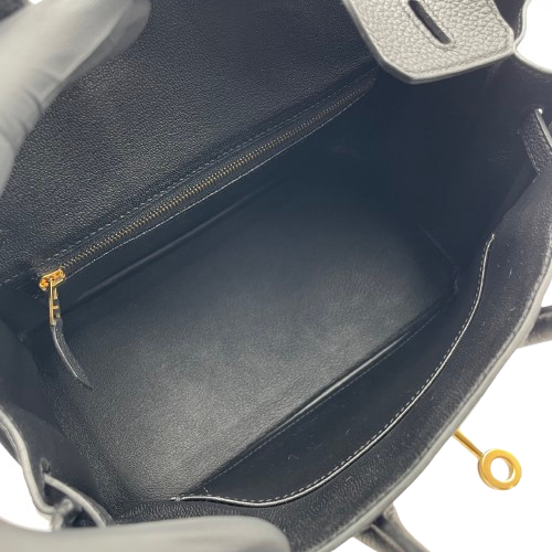 Hermes Birkin 25 Noir Togo Gold Hardware u는 새겨 져 있습니다