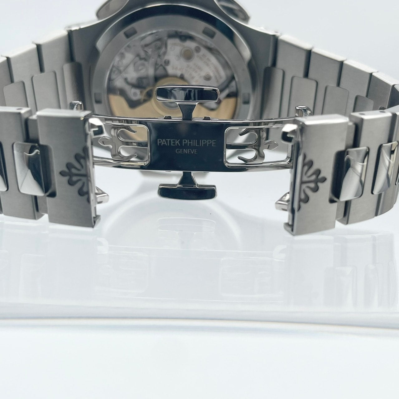 プレオウンド パテックフィリップ ノーチラス 5990/1A-011 ブルー 40.5mm