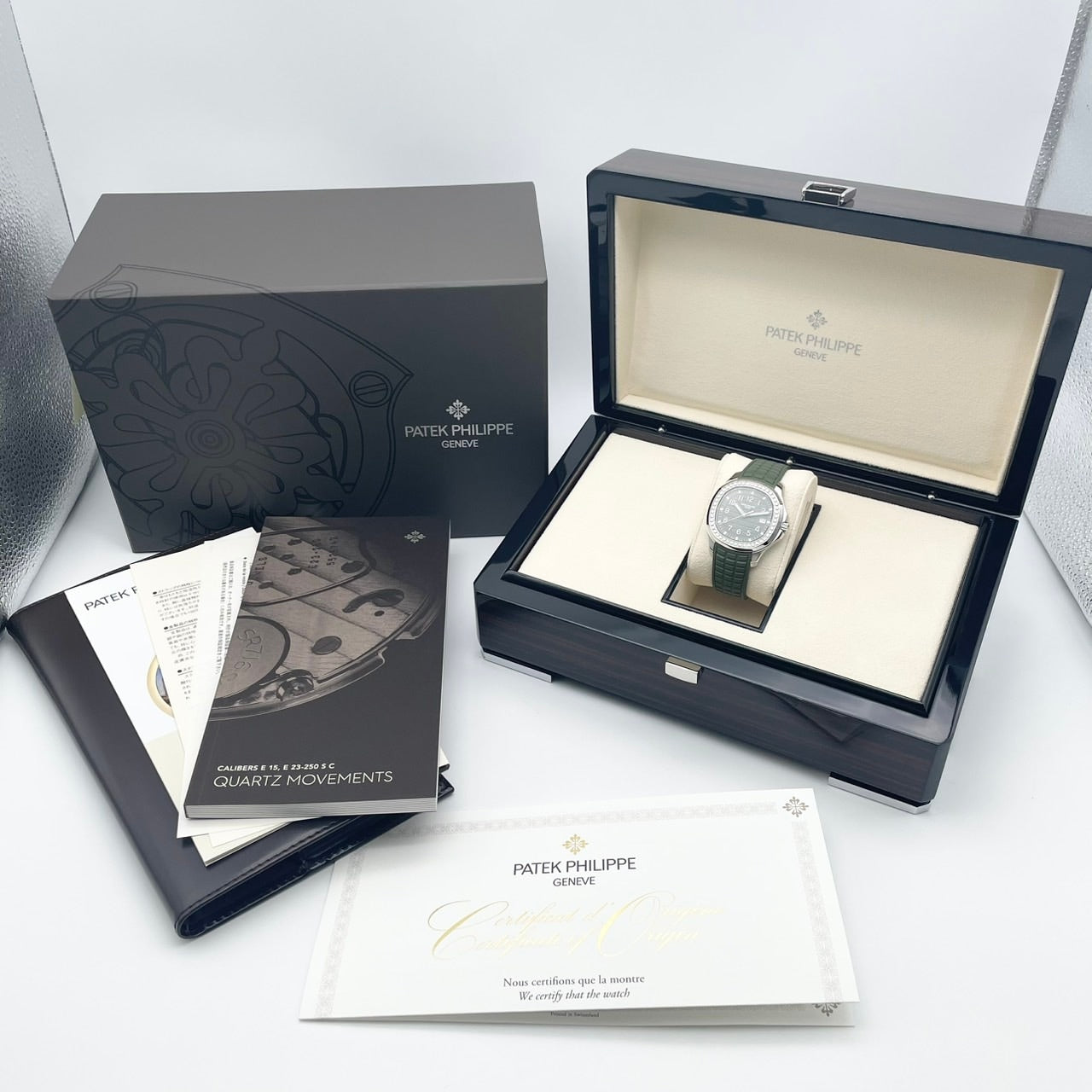 Pre-Owned Patek Philippe Aquanot Luce 5267/200A-011 Khaki Green 38.8mm