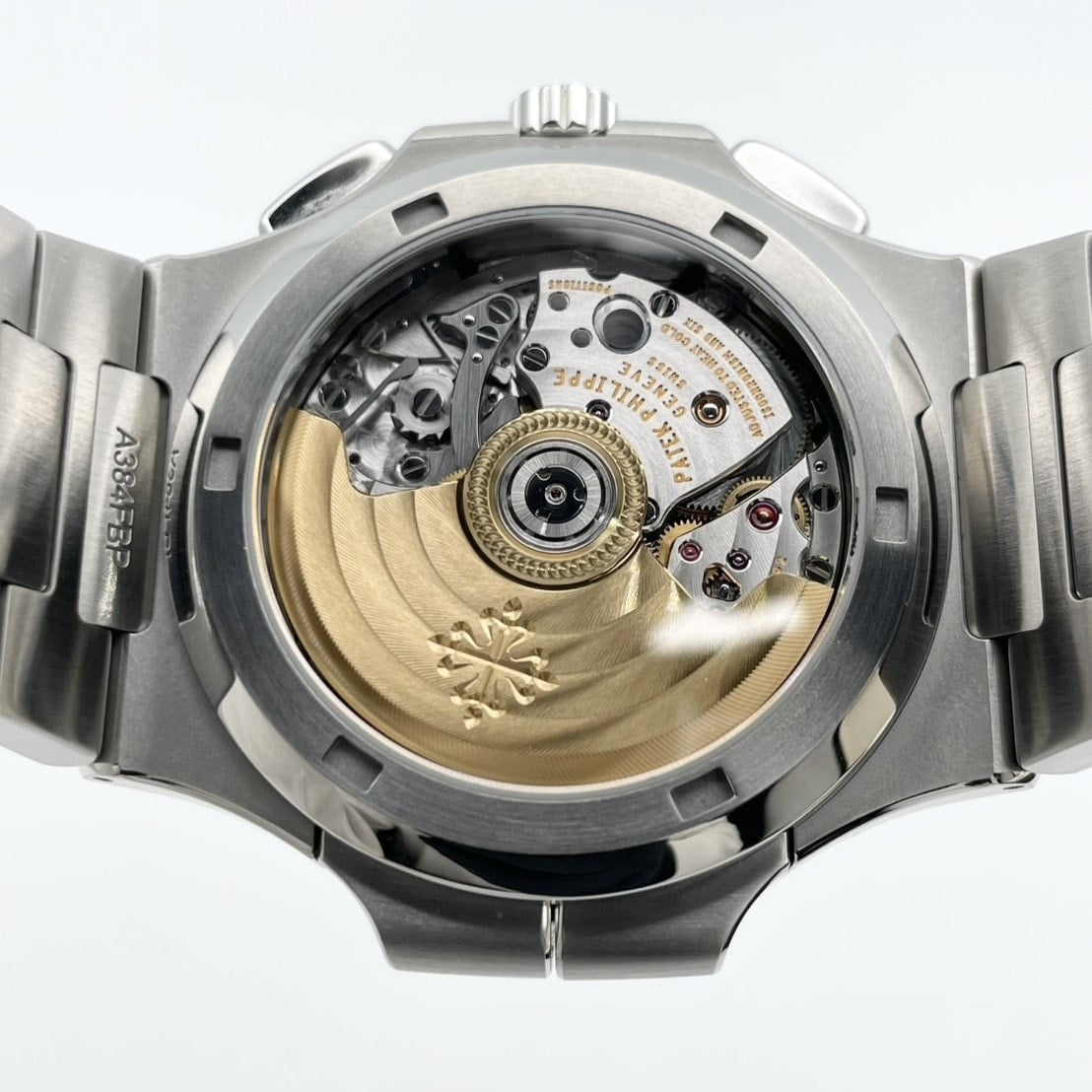 プレオウンド パテックフィリップ ノーチラス トラベルタイム 5990/1A-001 ブラックグラデーション 40.5mm