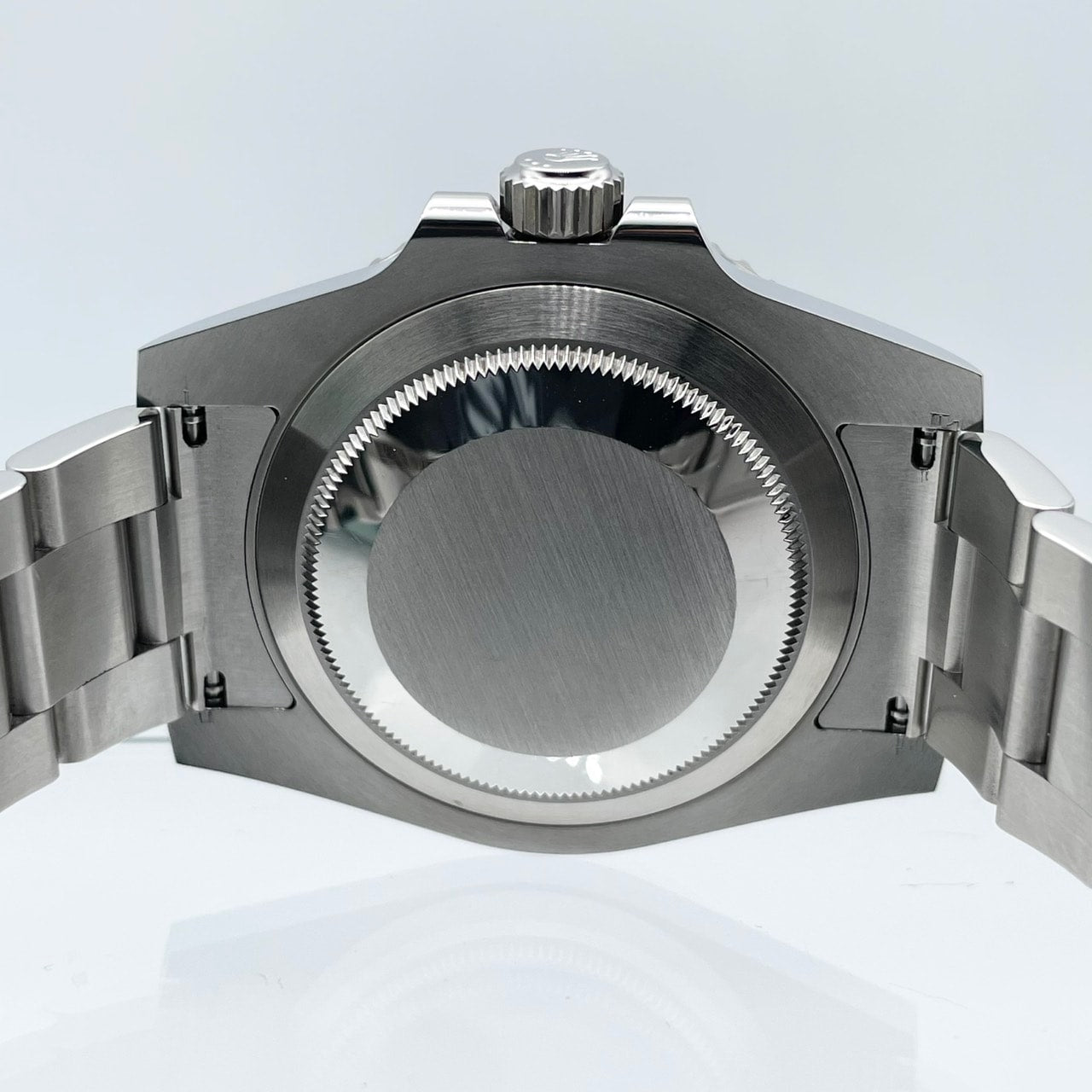 Pre-Owned Rolex Submariner Date 116610LV Black Oyster Bracelet 40mm