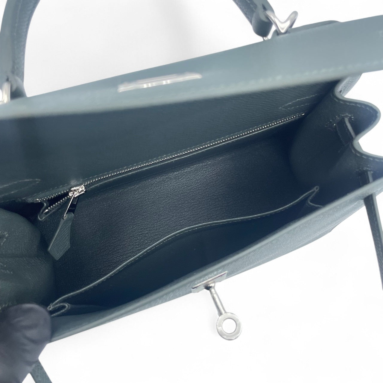 プレオウンドエルメス ケリー 25 ヴェールマングローブ エプソン シルバー金具 K刻印