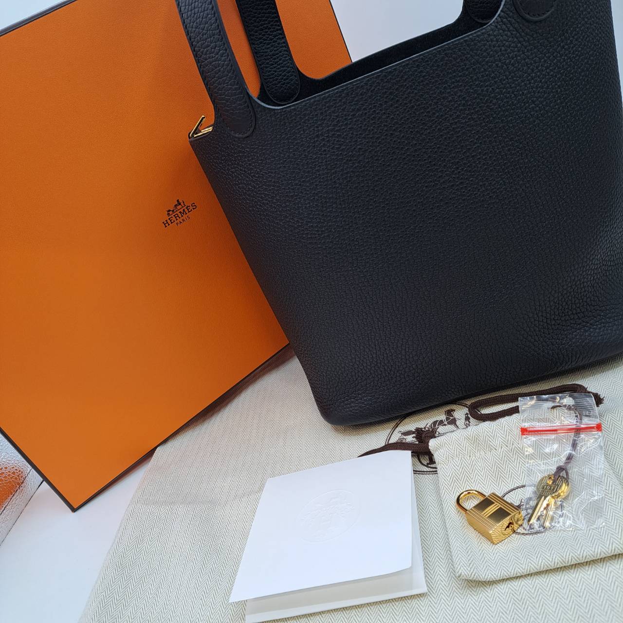 Pre-Owned Hermes Picotin Rock MM Noir Torillon Clemence Gold Fitting