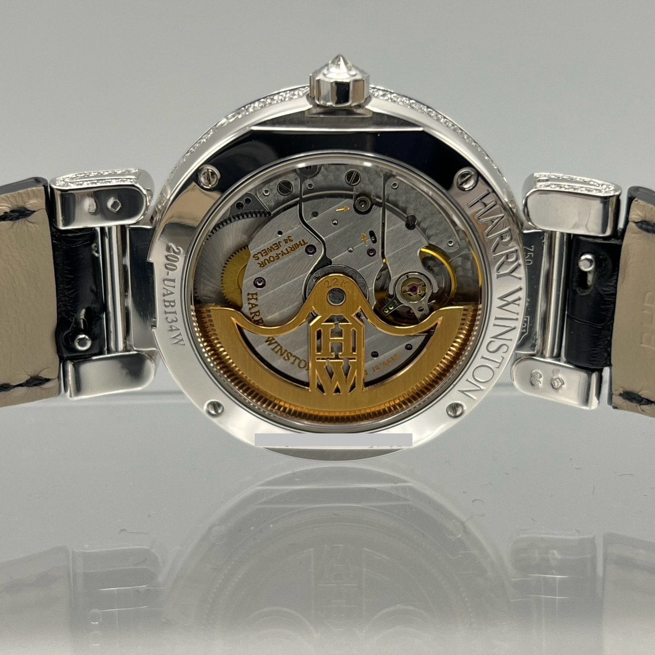 사전 소유의 Harry Winston Premiere 200/UABI34WL.md2/00 White Shell 34mm
