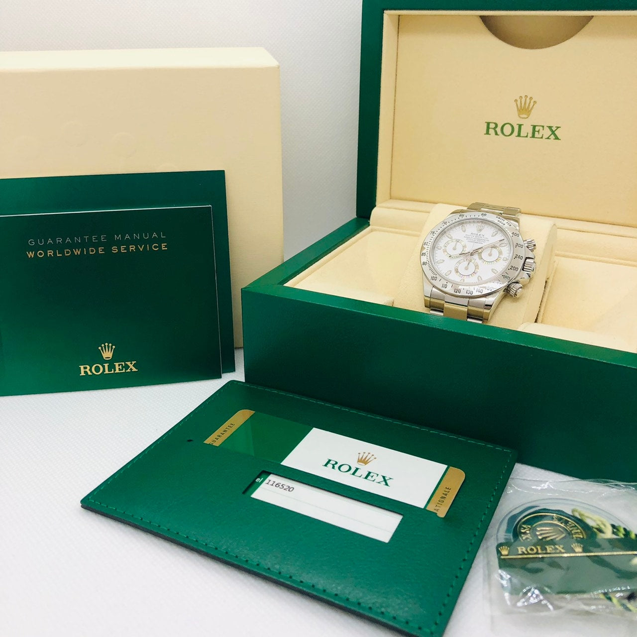 Pre-Owned Rolex Daytona 116520 Oyster Bracelet White