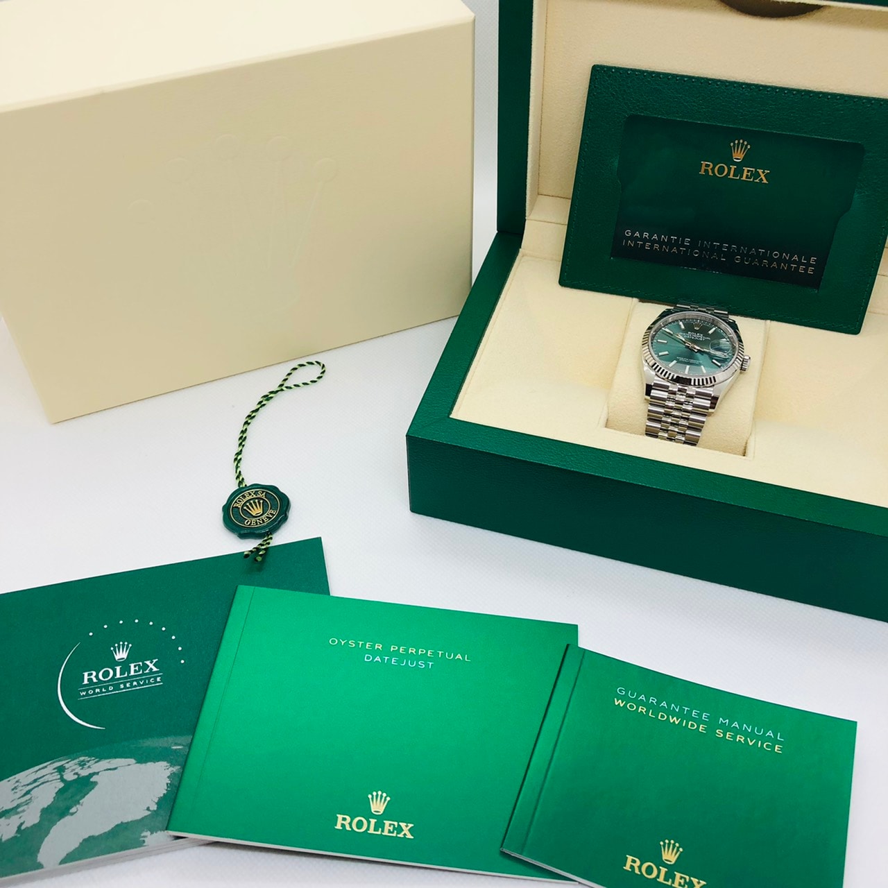 Pre-Owned Rolex Datejust 126234 Mint Green