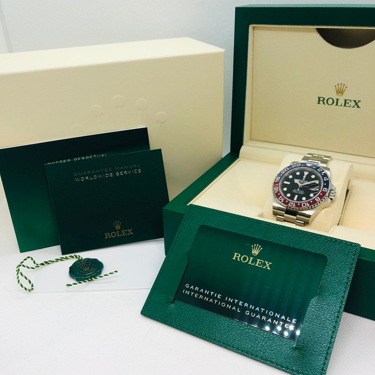 롤렉스 GMT 마스터 II 126710BLRO 굴 팔찌 블랙 펩시