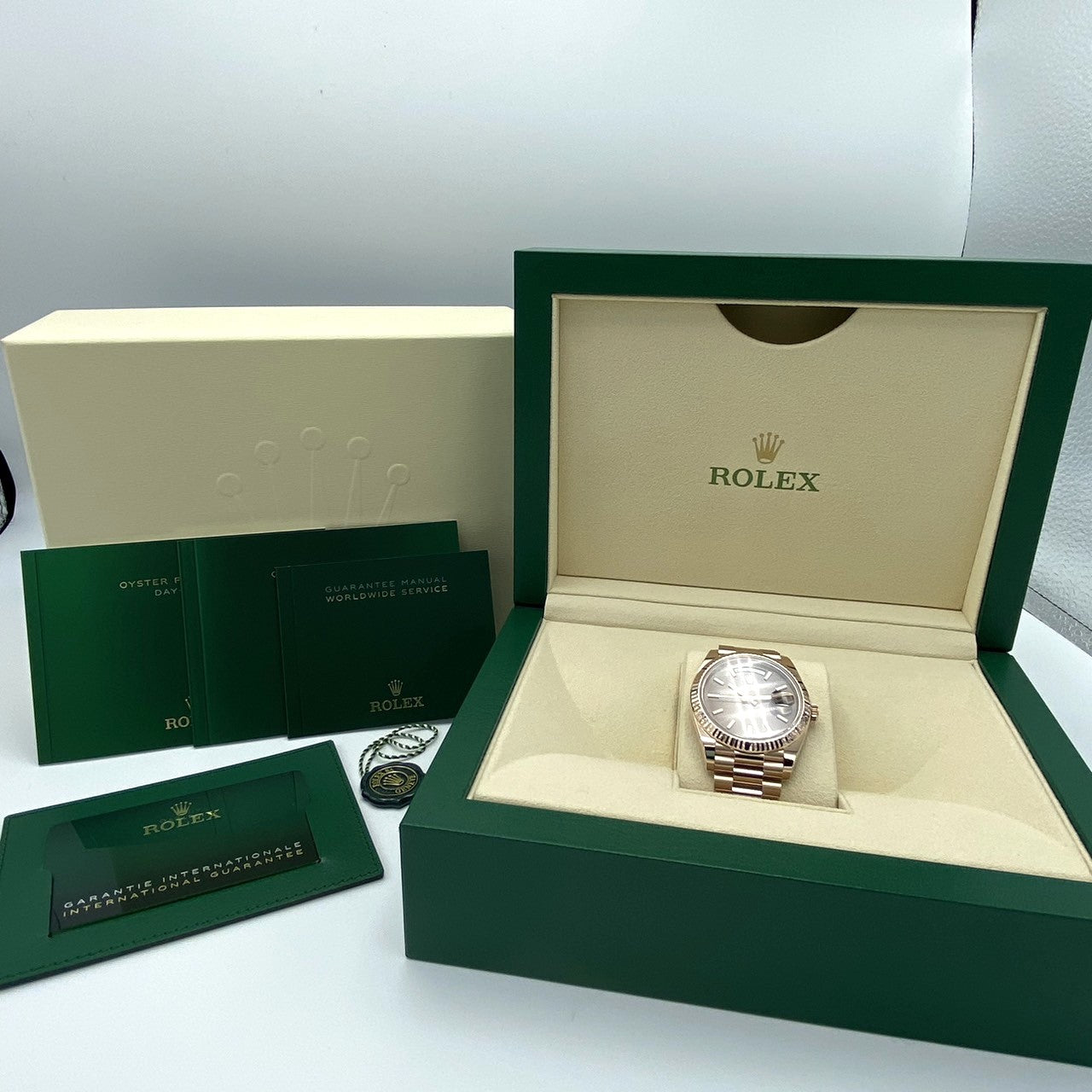 プレオウンド ロレックス デイデイト 228235 エバーローズゴールド チョコレート ブラウン 40mm