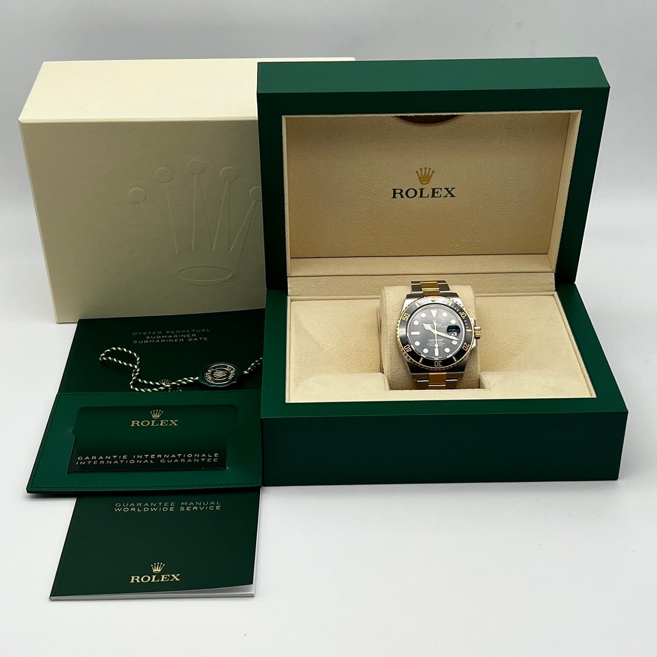 プレオウンド ロレックス サブマリーナデイト 126613LN ブラック 41mm