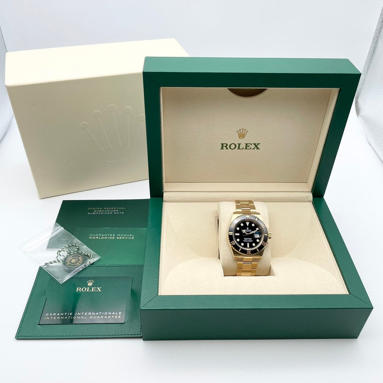 プレオウンド ロレックス サブマリーナデイト 126618LN ブラック 41mm
