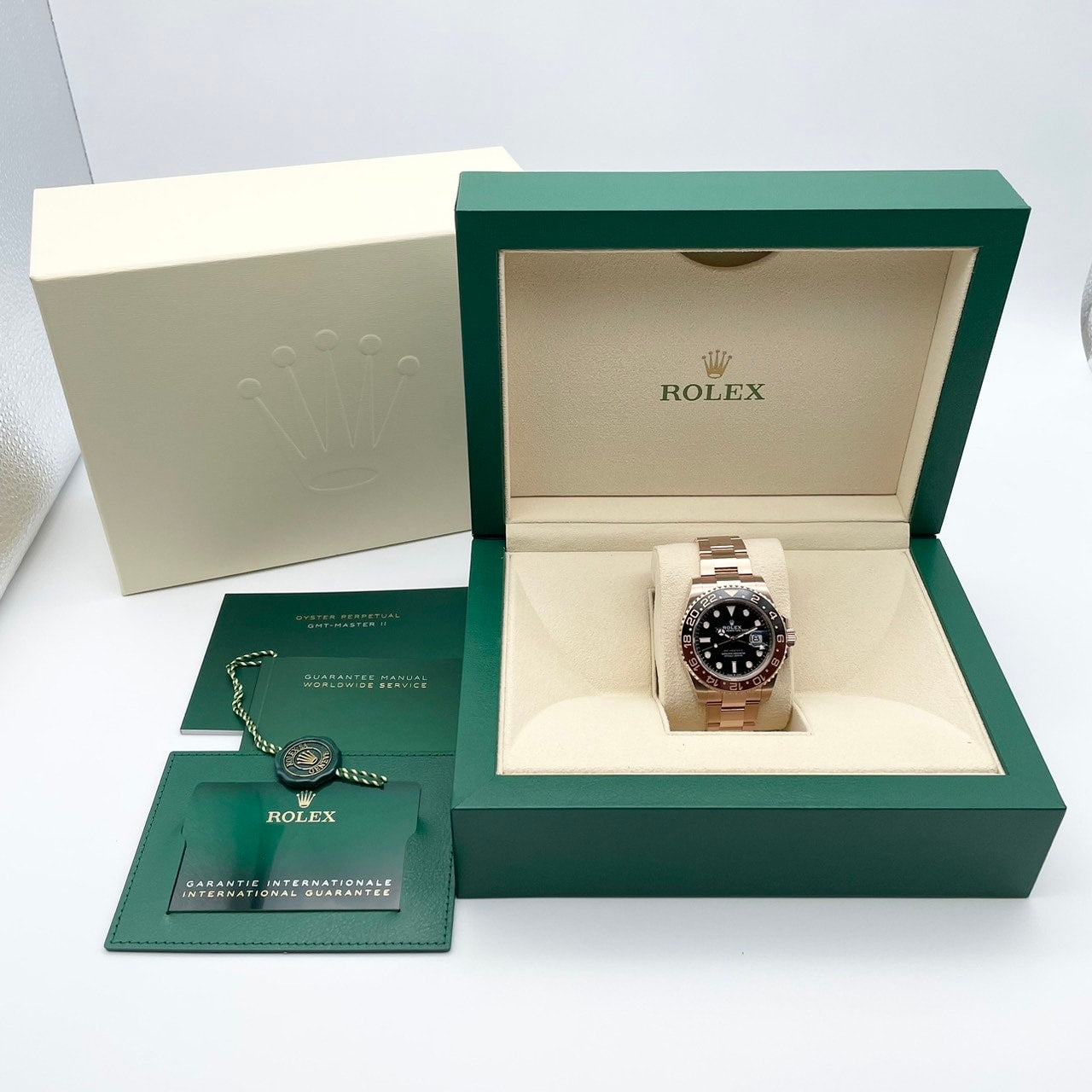 롤렉스 GMT 마스터 II 126715CHNR Black Everros Gold 40mm