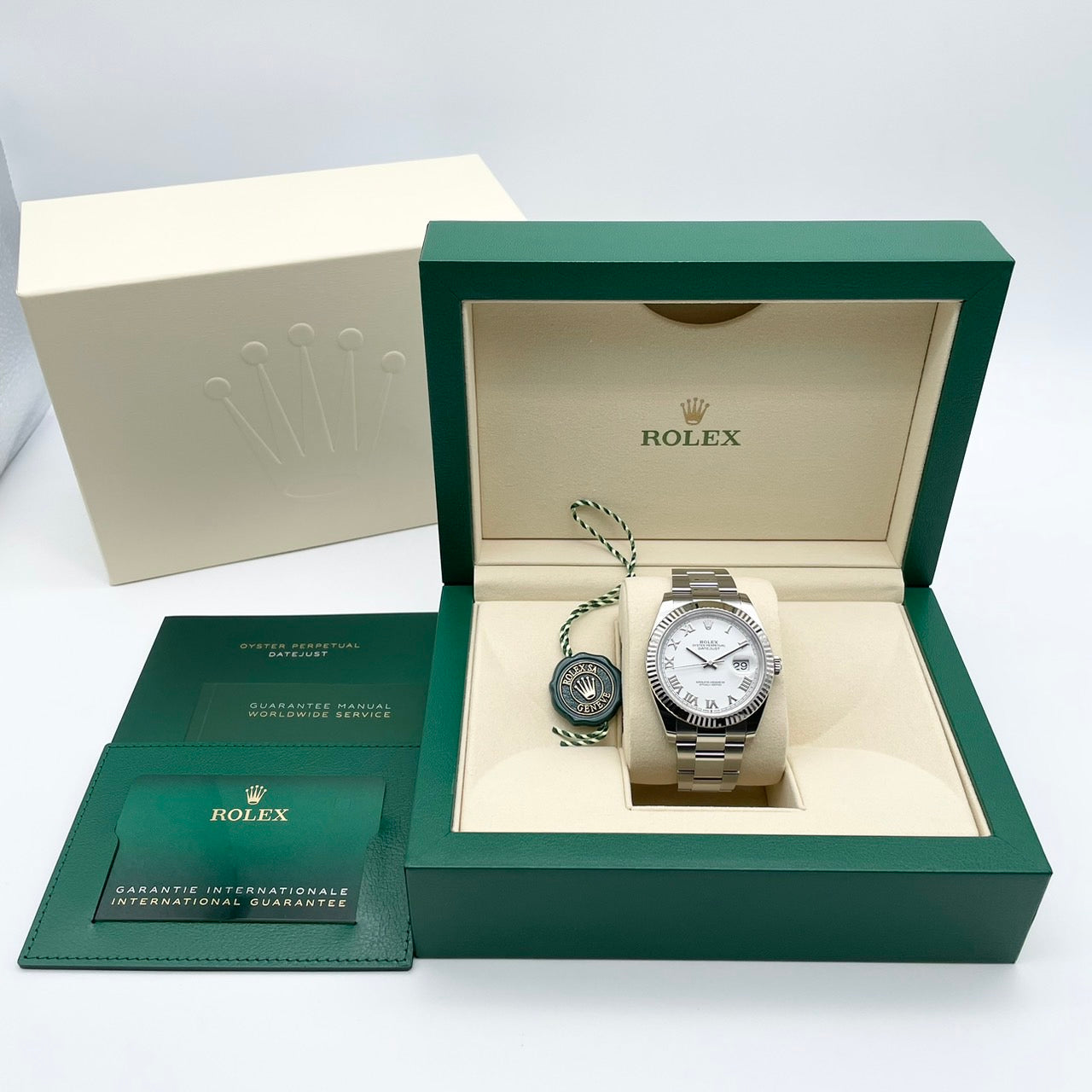 プレオウンド ロレックス デイトジャスト 126334 ホワイトローマン オイスターブレスレット 41mm