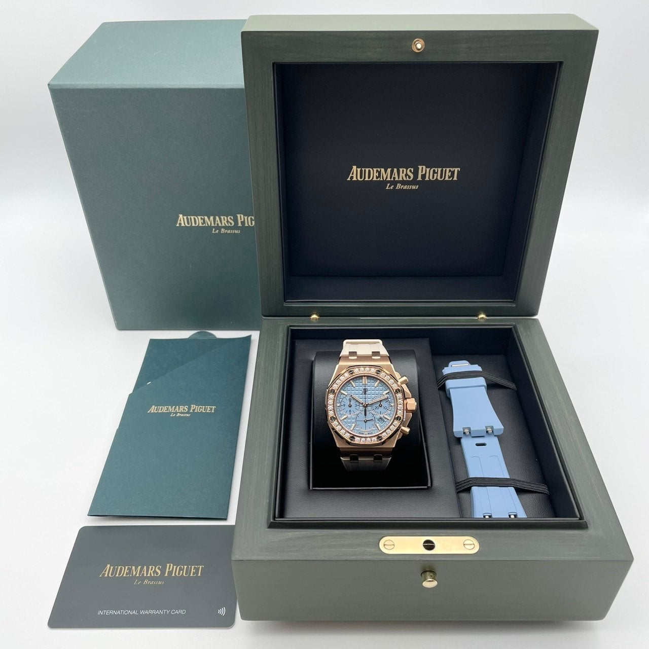 プレオウンド オーデマピゲ ロイヤルオークオフショア 26231OR.ZZ.A085CA.01 ライトブルー ピンクゴールド 37mm