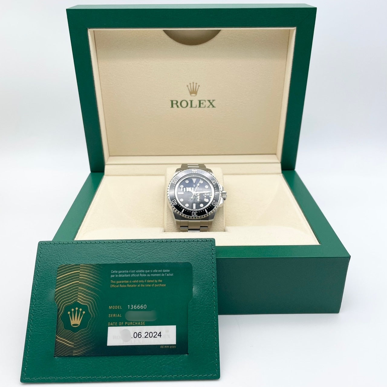 プレオウンド ロレックス ディープシー 136660 Dブルー オイスターブレスレット 44mm