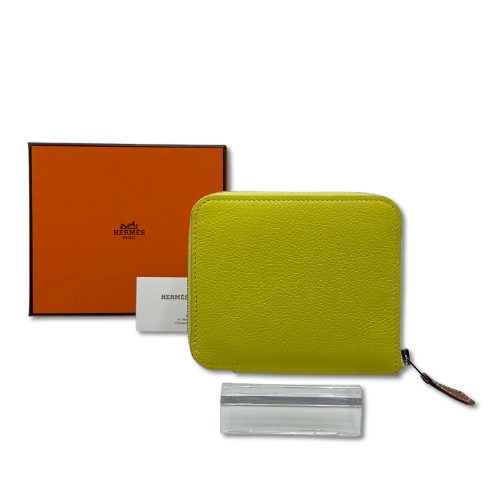 プレオウンド エルメス シルクインコンパクト ライム ヴォーエヴァー シルバー金具 W刻印