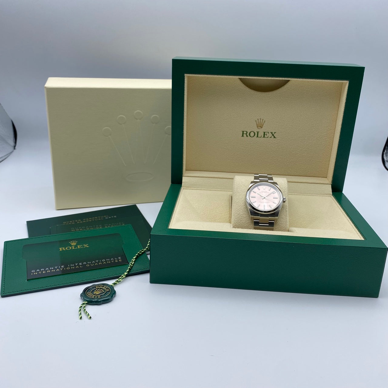 プレオウンド ロレックス オイスターパーペチュアル 124200 オイスターブレスレット ピンク 34mm