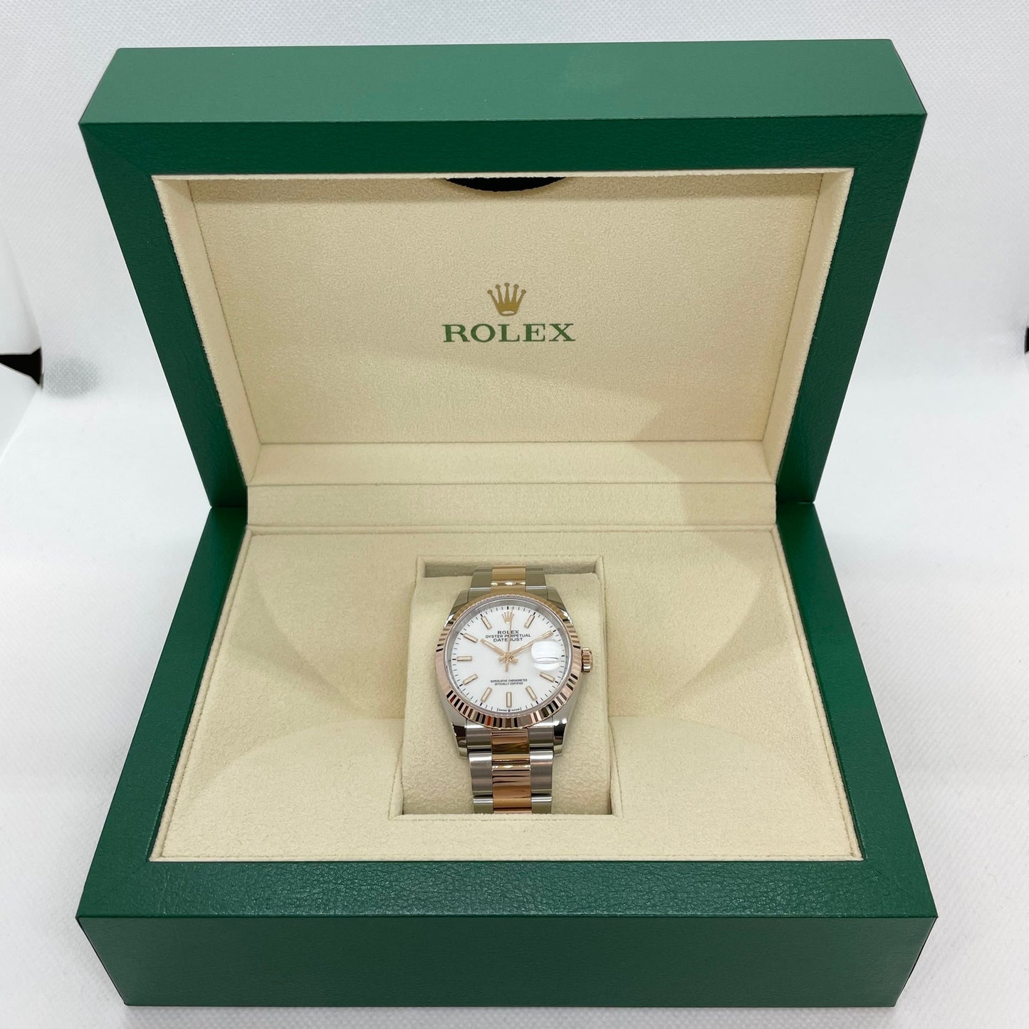 Pre-Owned Rolex Datejust 36 126231 White