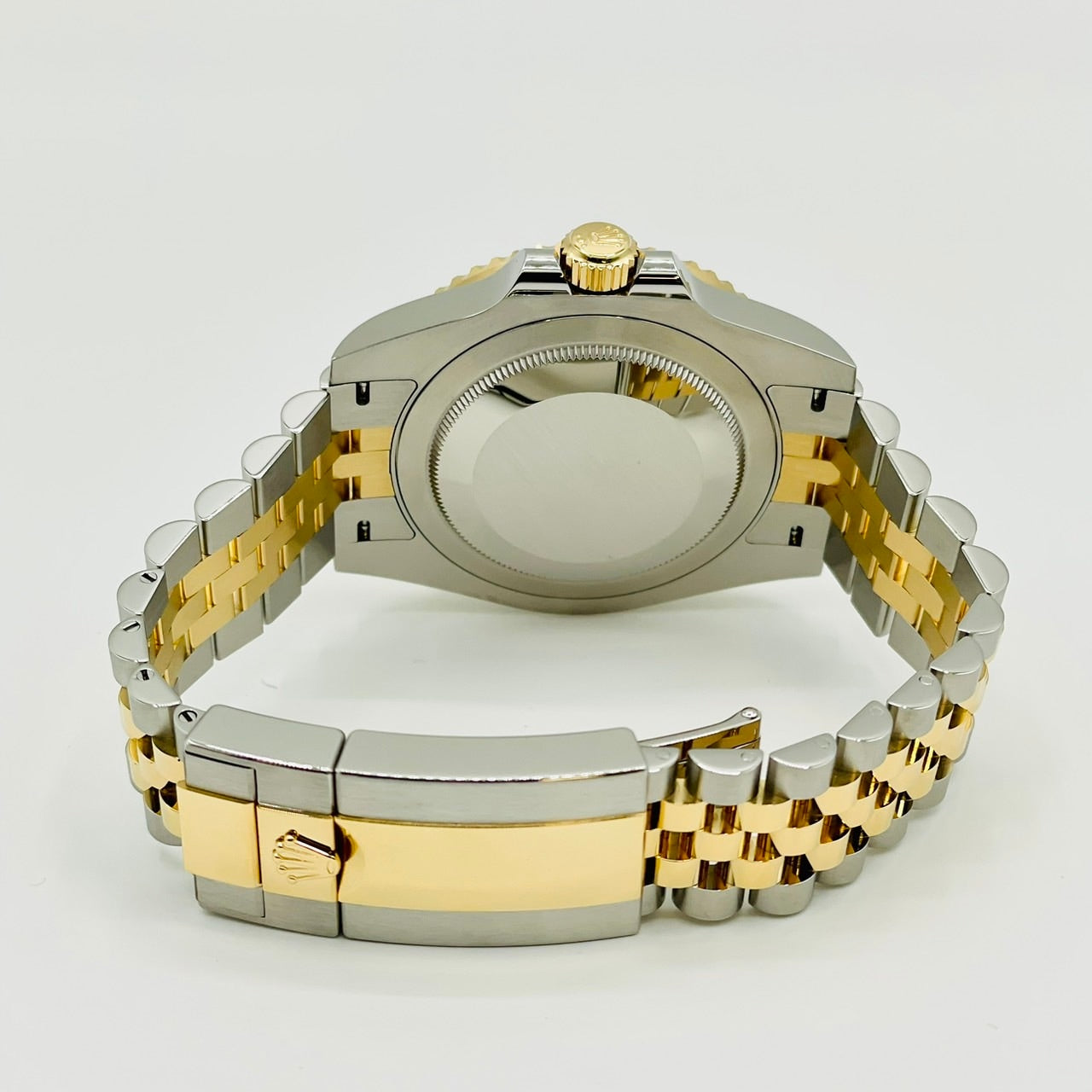 롤렉스 GMT 마스터 II 126713GRNR 40mm