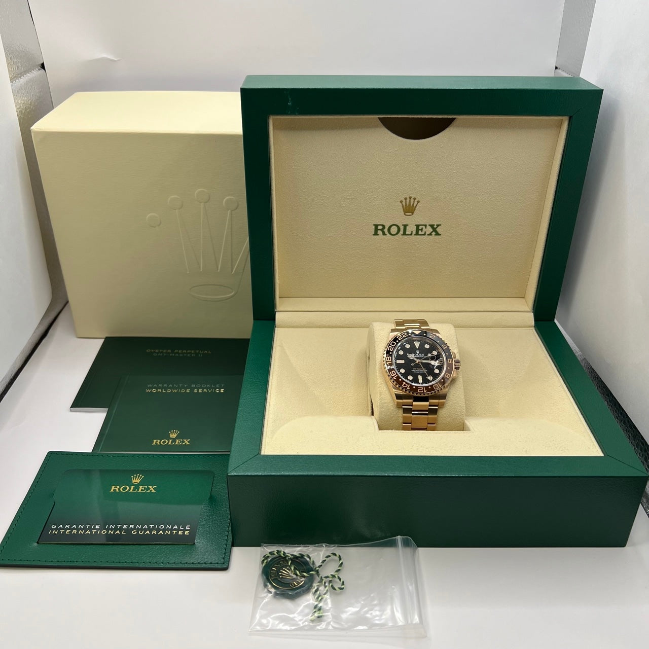 롤렉스 GMT 마스터 II 126715CHNR 굴 팔찌 40mm