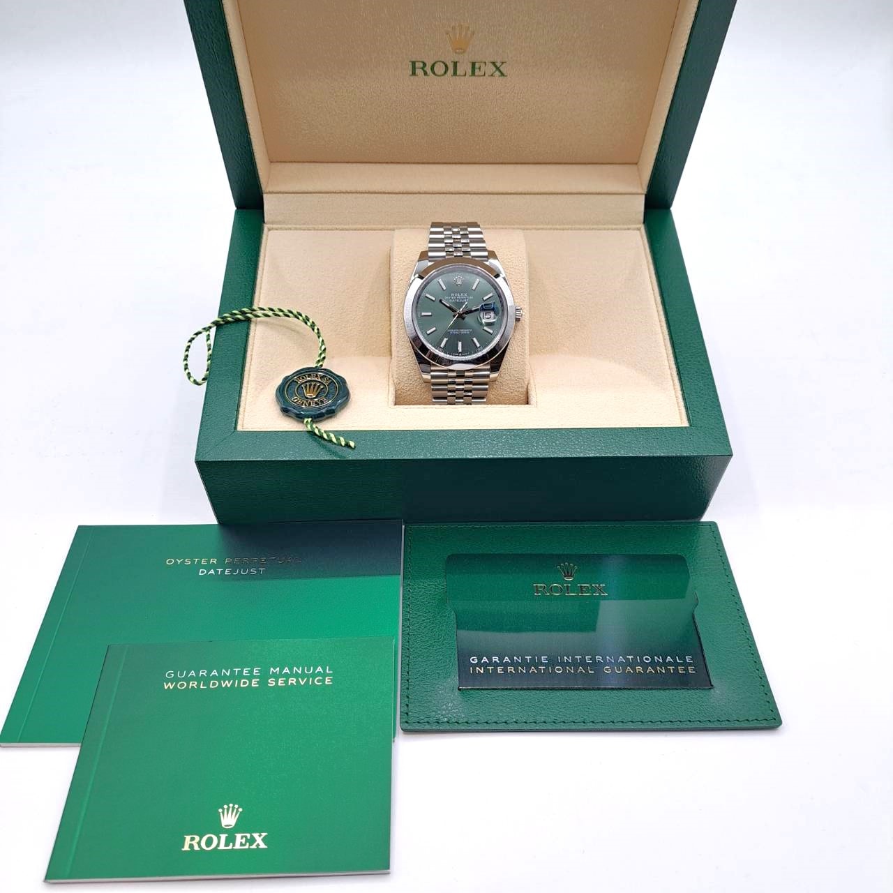 [2024 : 훌륭하고 똑똑합니다! holex 롤렉스 날짜 주석 126300 Mint Green Jubilee 팔찌 41mm