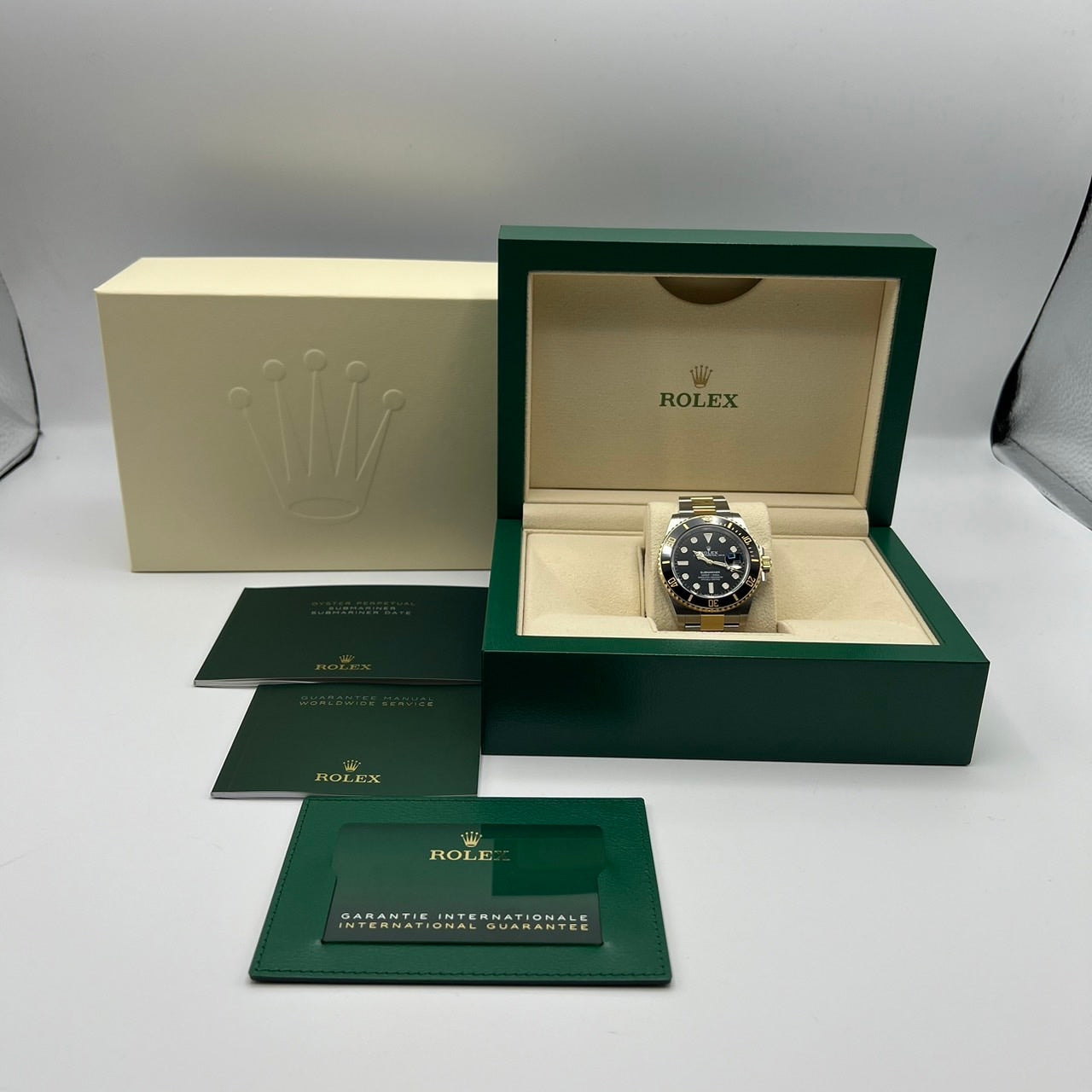 Pre-Owned Rolex Submariner Date 126613LN Oyster Bracelet Black 41mm