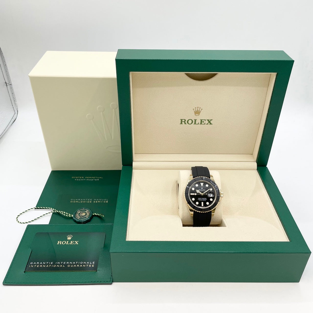 Rolex Yachtmaster 226658 Black Black Rubber Belt Yellow Gold 42mm