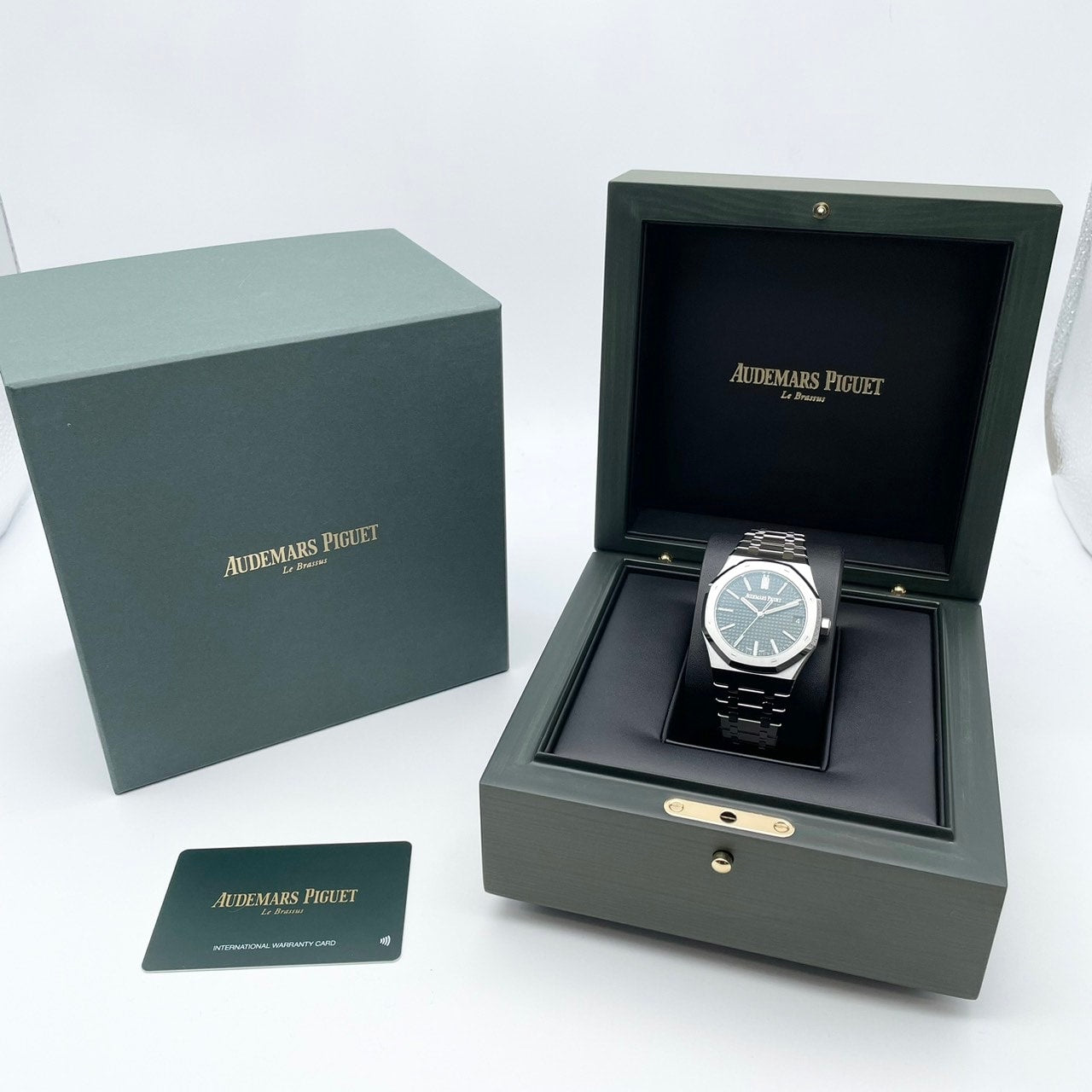 オーデマピゲ ロイヤルオーク 15510ST.OO.1320ST.09 カーキグリーン 41mm
