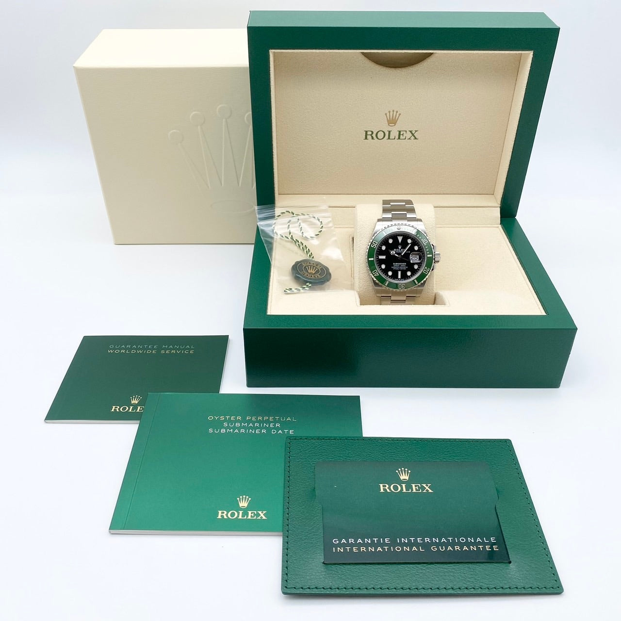 Pre-Owned Rolex Submariner Date 126610LV Oyster Bracelet Black Green 41mm