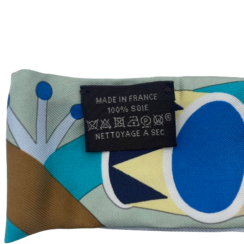 Hermes Twilly Parade en fanfare Silk