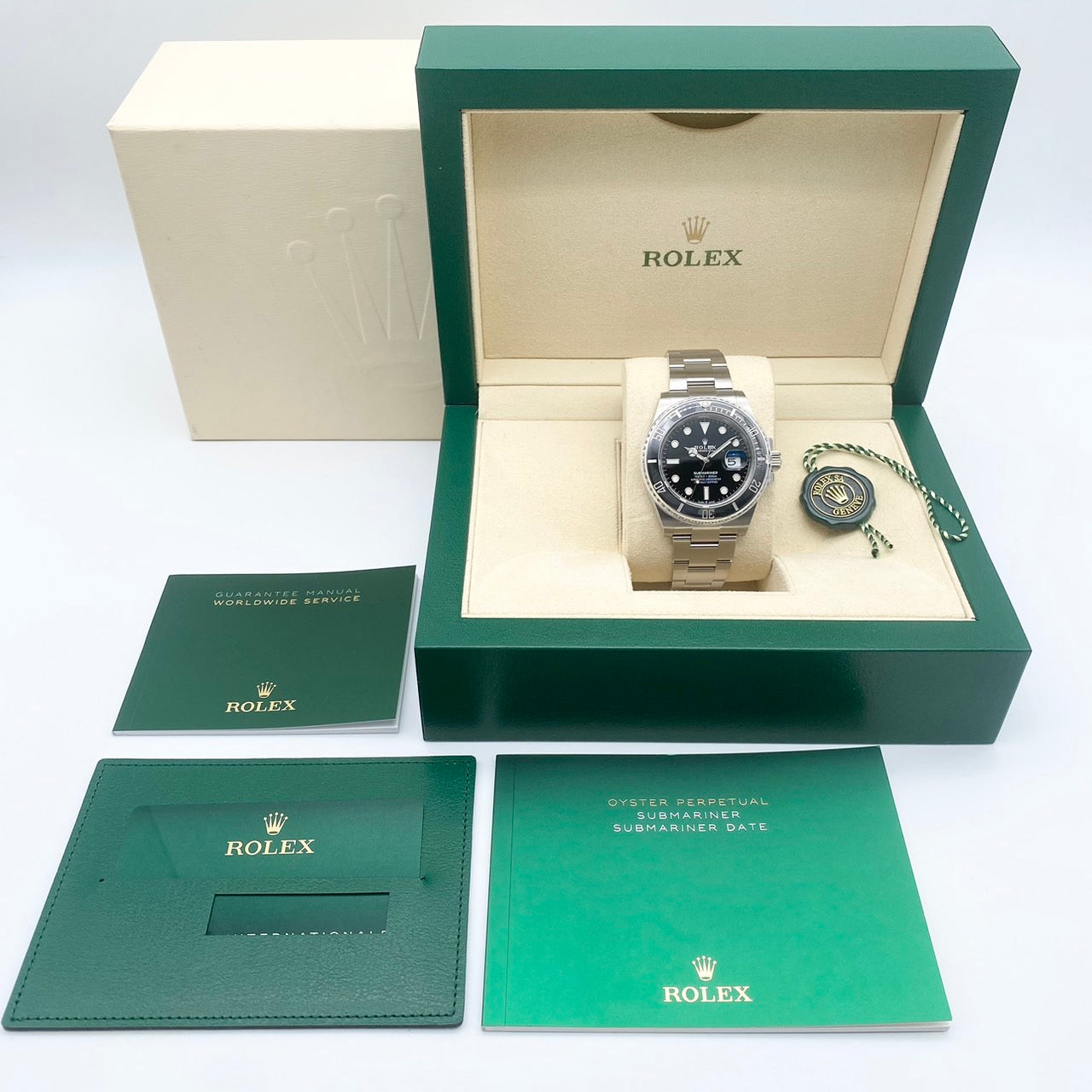 【一部正規保護シール付き】ロレックス サブマリーナデイト 126610LN ブラック 41mm