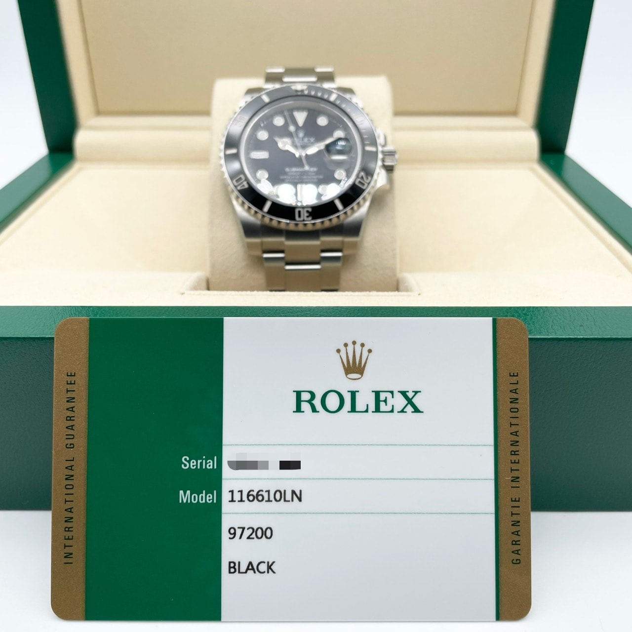 Pre-Owned Rolex Submariner Date 116610LV Black Oyster Bracelet 40mm