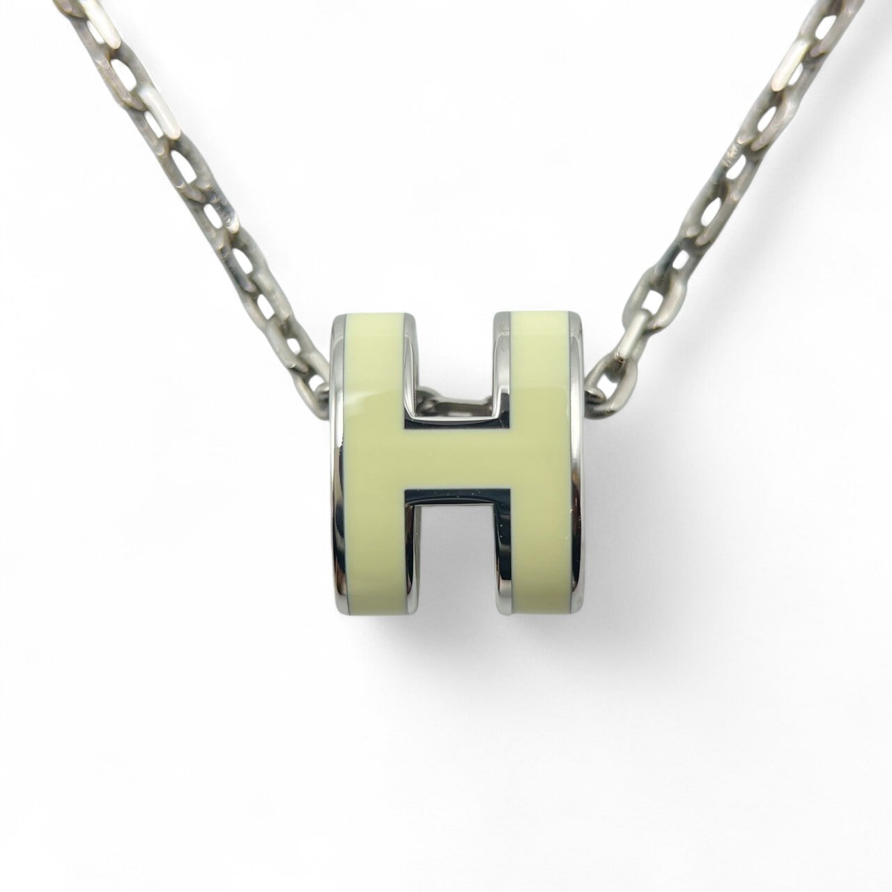 プレオウンドエルメス ポップH ミニ ネックレス アイボリー/メタル シルバー金具
