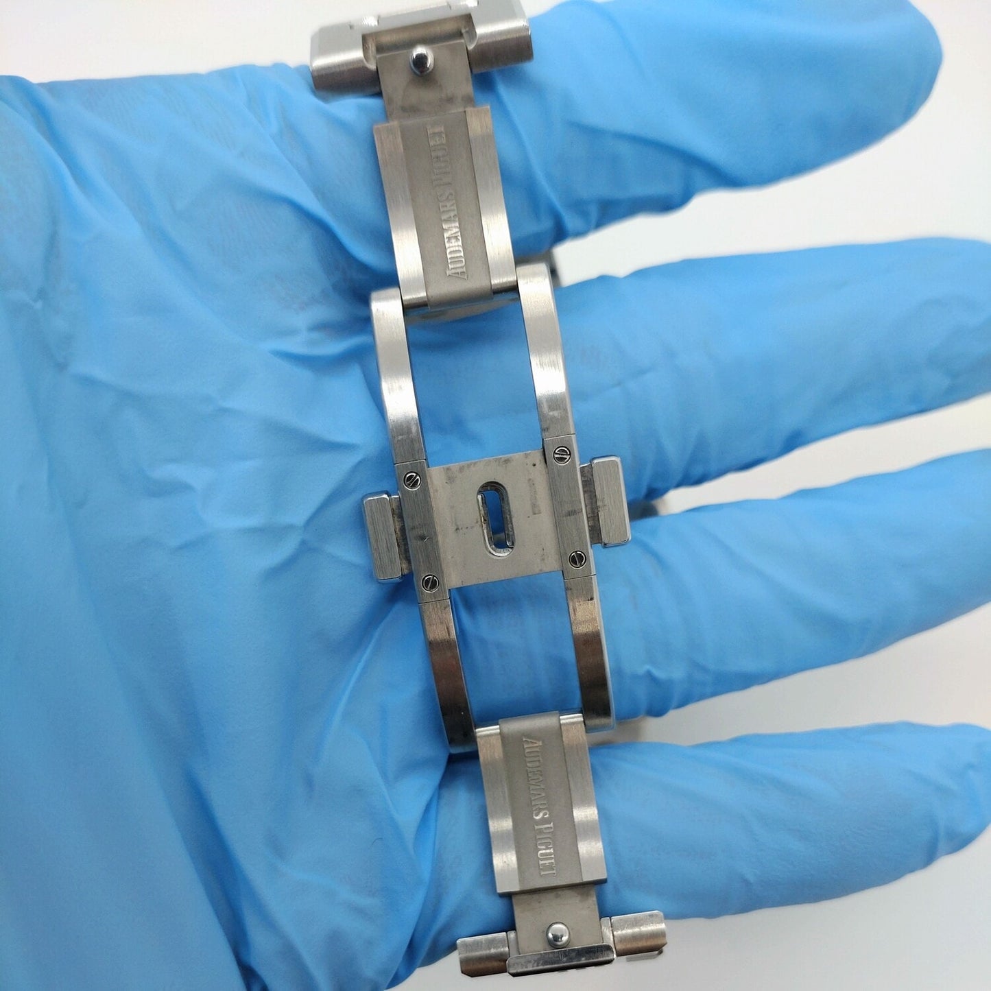 Pre-Owned Audemars Piguet Royal Oak Black 15500ST.OO.1220ST.03