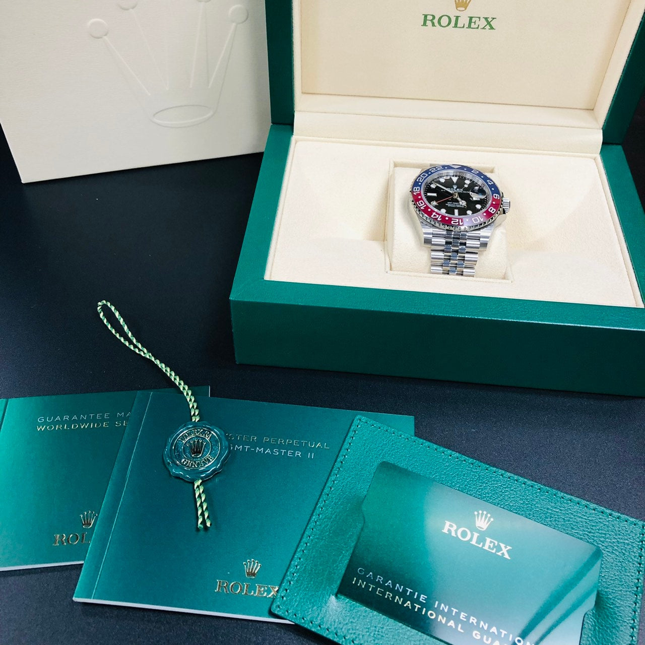 롤렉스 GMT 마스터 II 126710BLRO JUBILEE BRACELLE BLACK PEPSI 40mm
