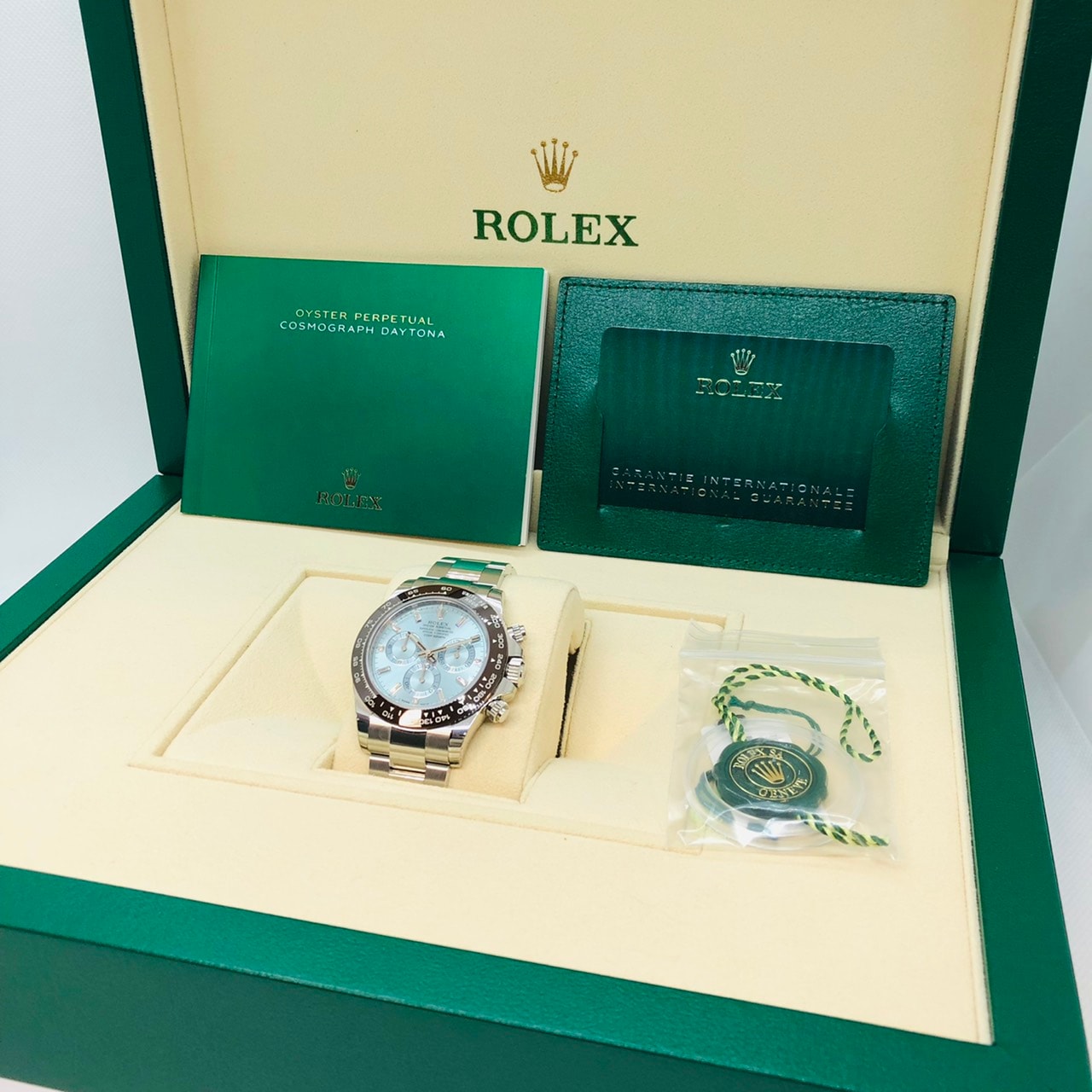 Pre-Owned Rolex Daytona 116506A Ice Blue 11P Diamond September 2021