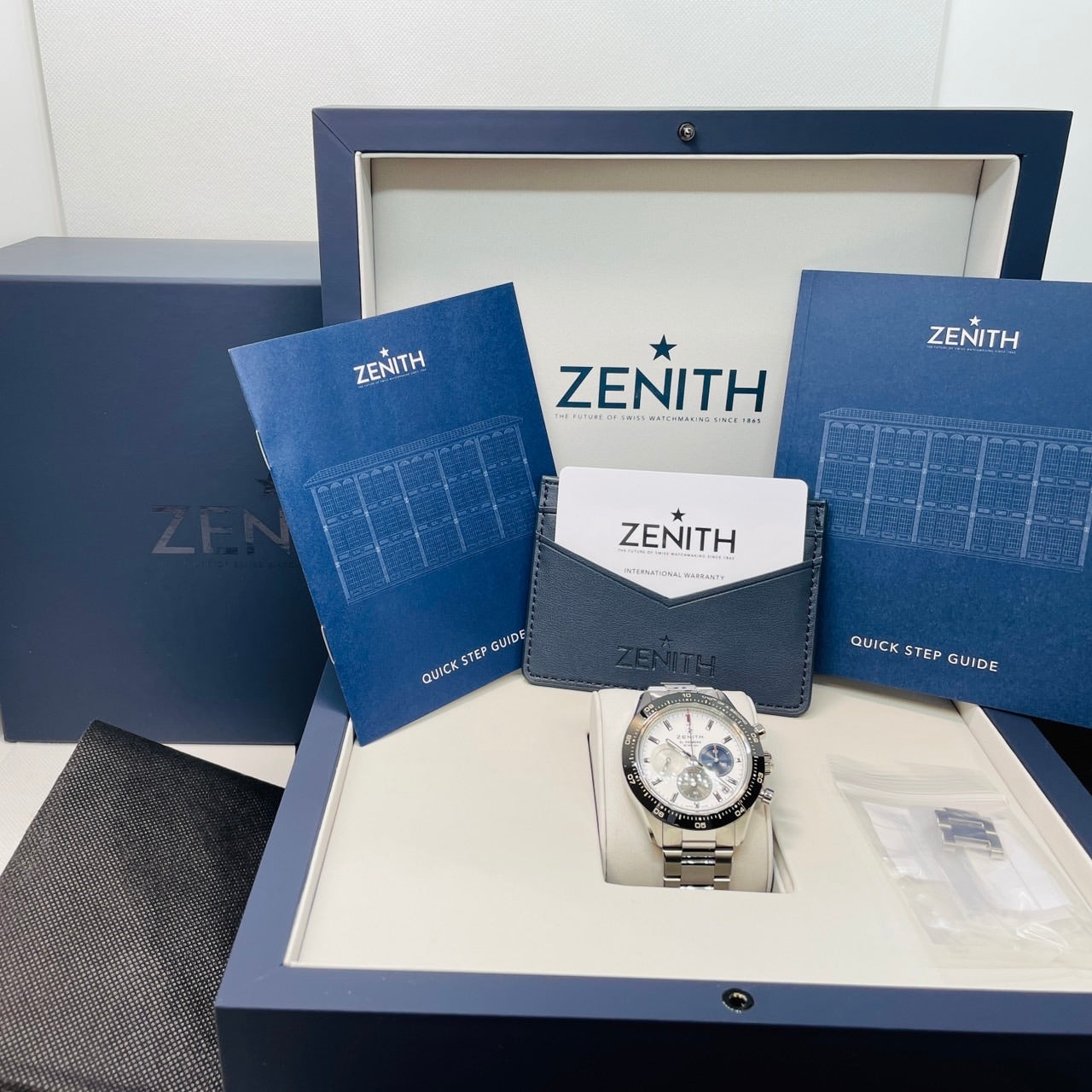 プレオウンド ゼニス ZENITH クロノマスタースポーツ 03.3100.3600/69.M3100 ホワイト 41mm