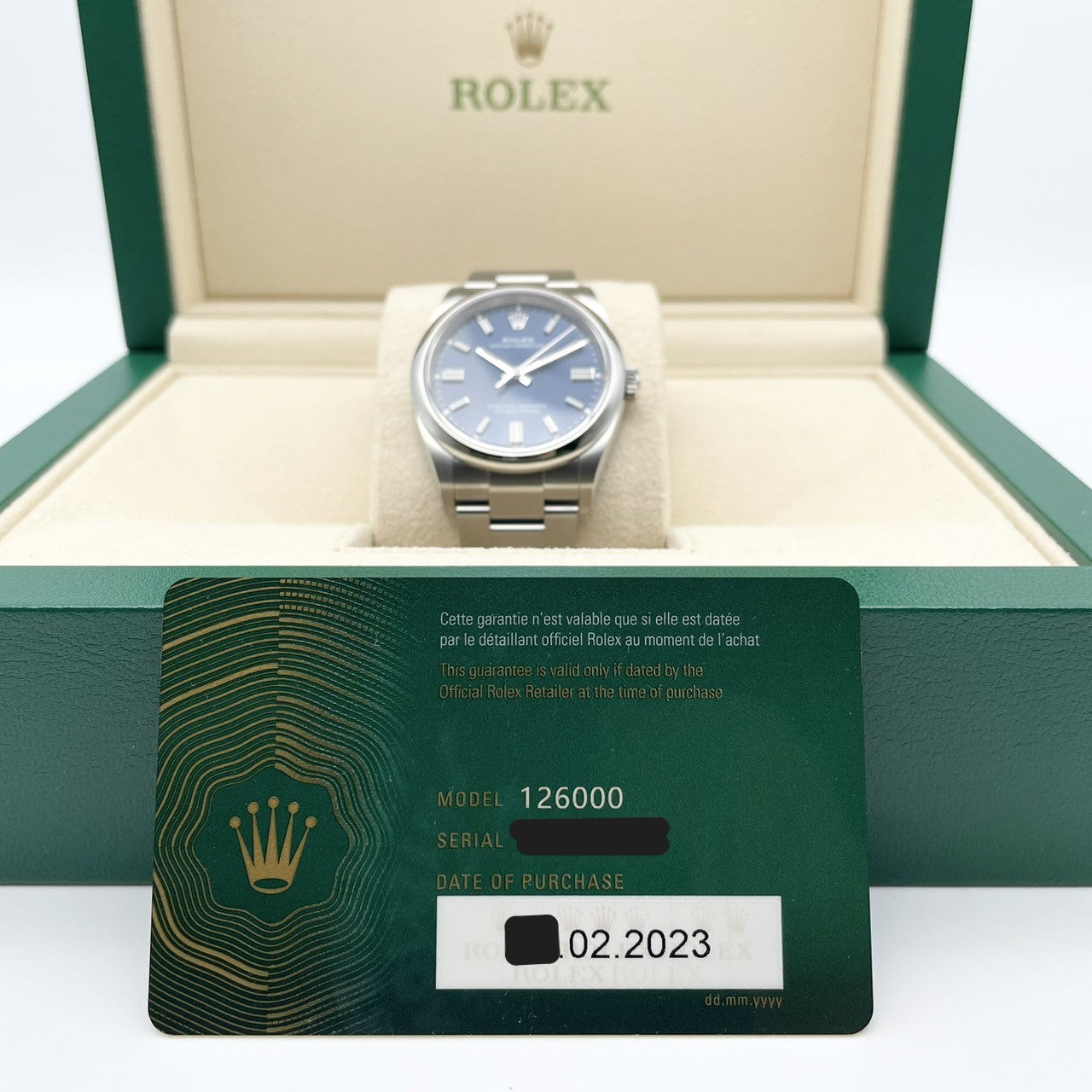 劳力士 Oyster Perpetual 126000 Oyster 表带 亮蓝色 36 毫米