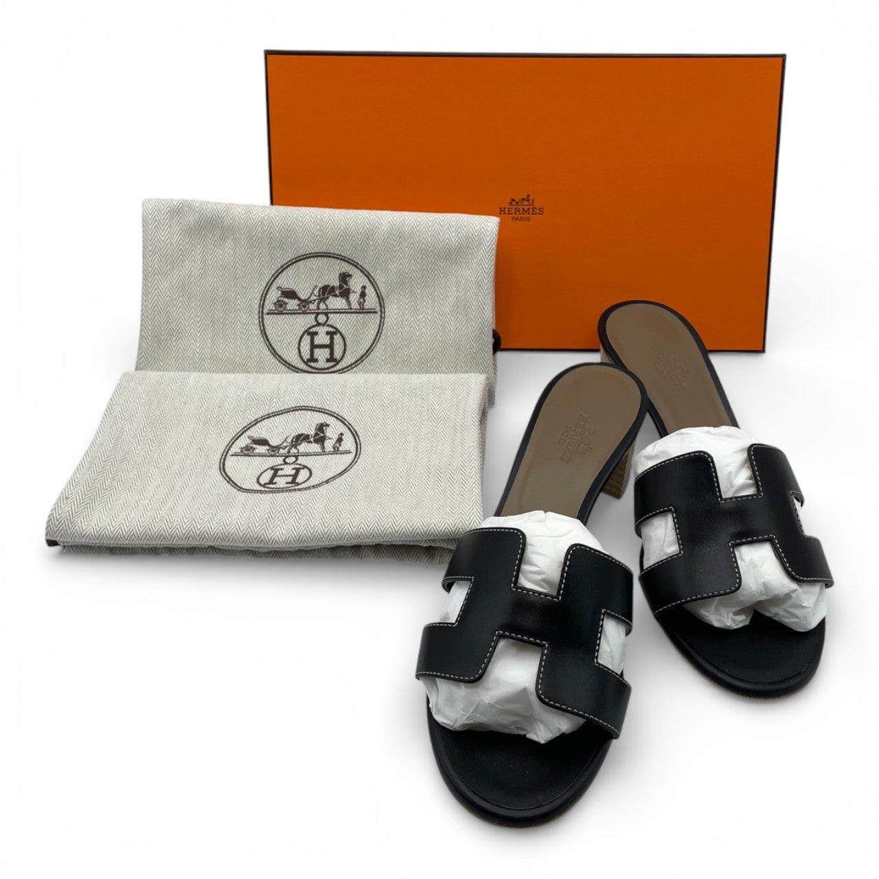 プレオウンドエルメス オアジス サンダル 37 ノワール 23cm