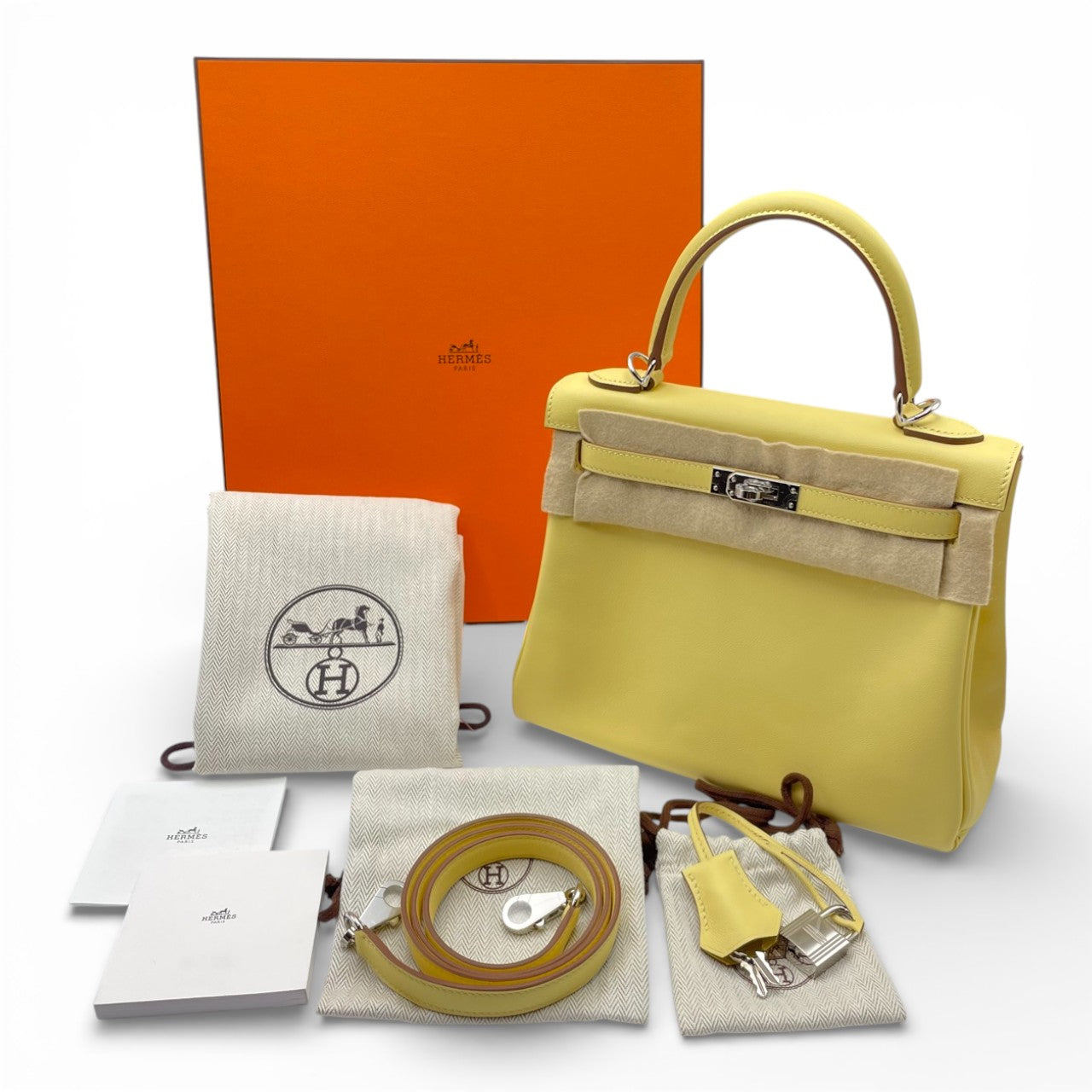 プレオウンドエルメス ケリー 25 ジョーヌプッサン スイフト シルバー金具 Z刻印