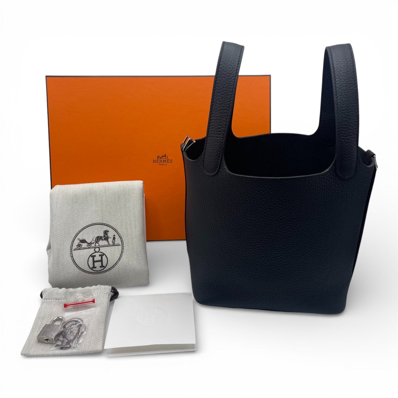 プレオウンドエルメス ピコタンロック PM ノワール トリヨンクレマンス シルバー金具 K刻印