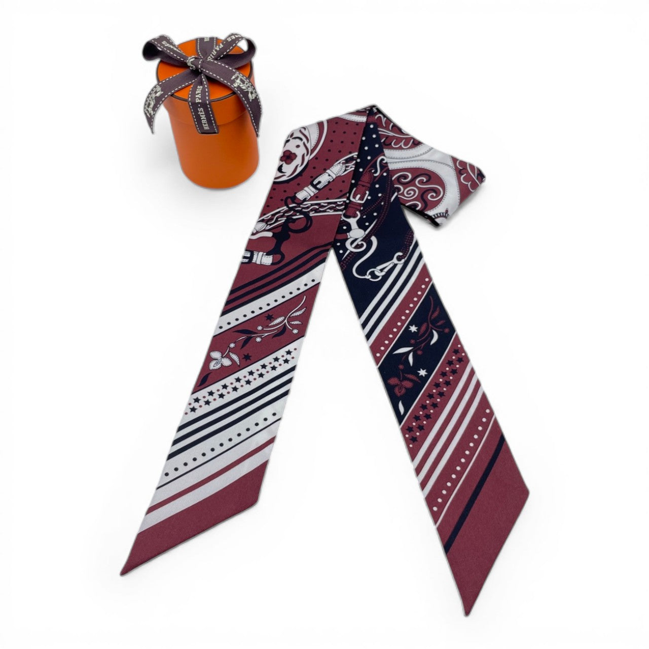 成衣爱马仕与亚马逊的节日勃艮第/黑色/白色丝绸100%