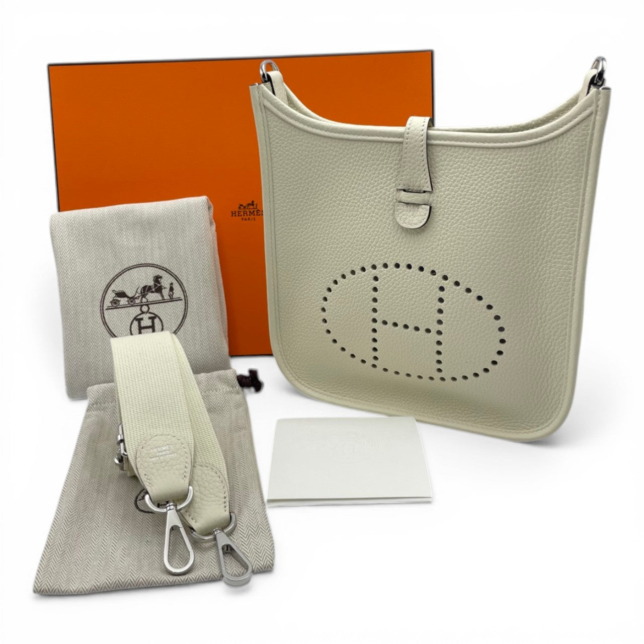 プレオウンドエルメス エヴリン 23 クレーム トリヨンクレマンス シルバー金具 K刻印