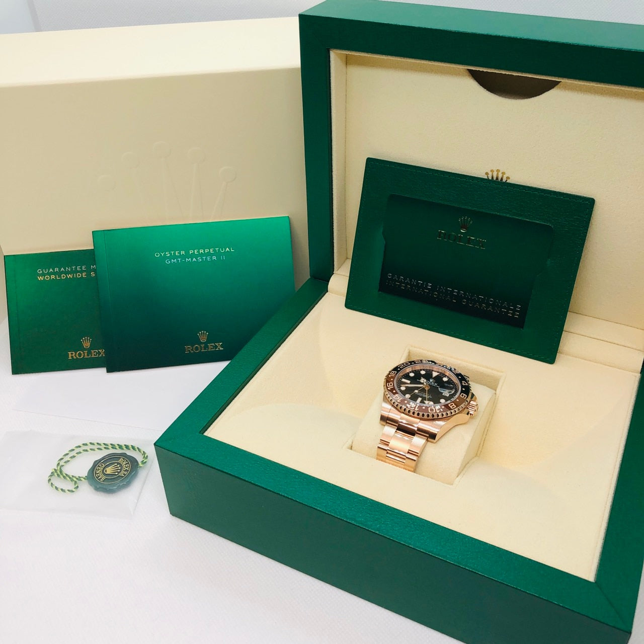 롤렉스 GMT 마스터 II 126715CHNR 굴 팔찌 블랙 골드