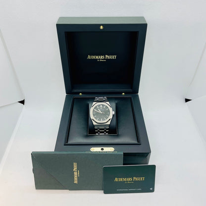 사전 소유의 Audemars Piguet Royal Oak Black 15500st.oo.1220st.03