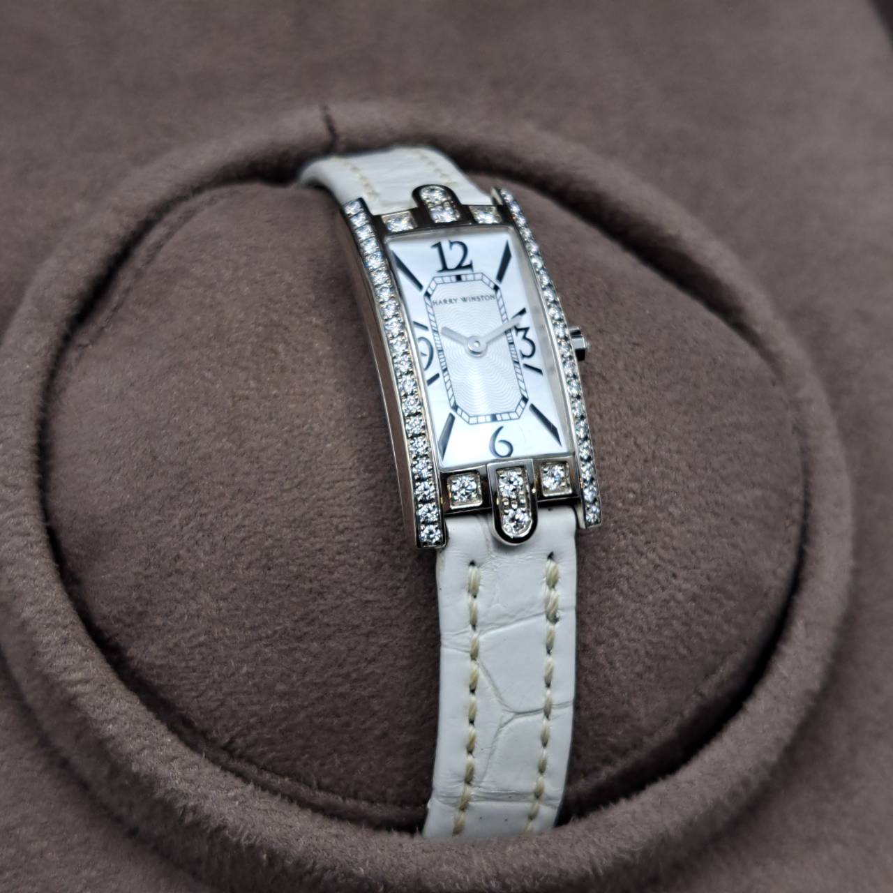 二手Harry Winston Avenue AVCQHM16WW024白色壳32mm