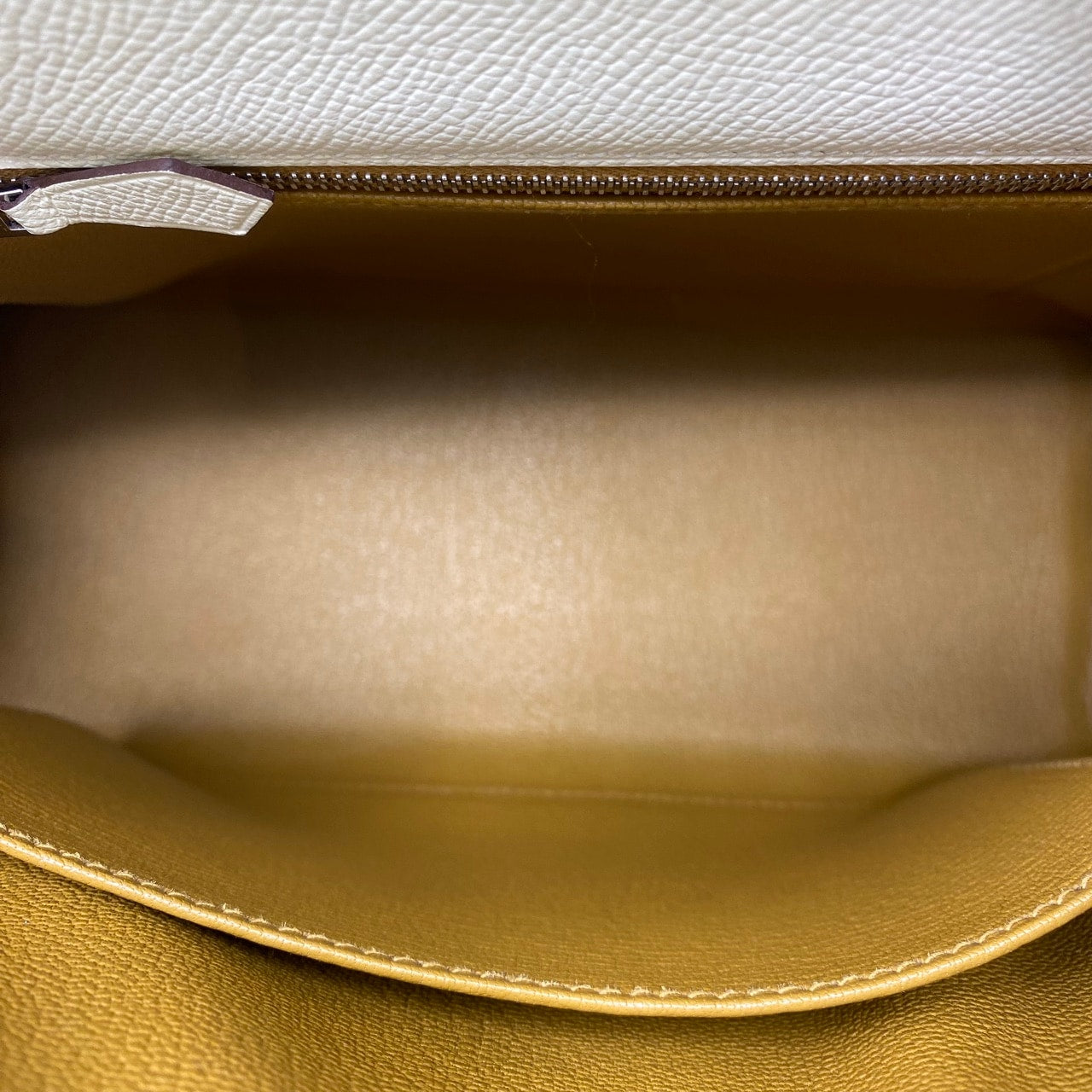Pre-Owned Hermes Kelly 25 Nata Vaugh Epson Silver Fittings