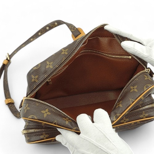 Pre-Owned Louis Vuitton Nile M45244 Shoulder Bag