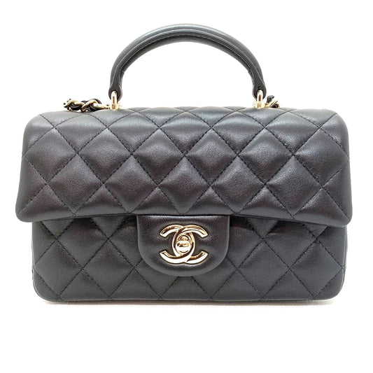 Pre-Owned Chanel Matelasse Black