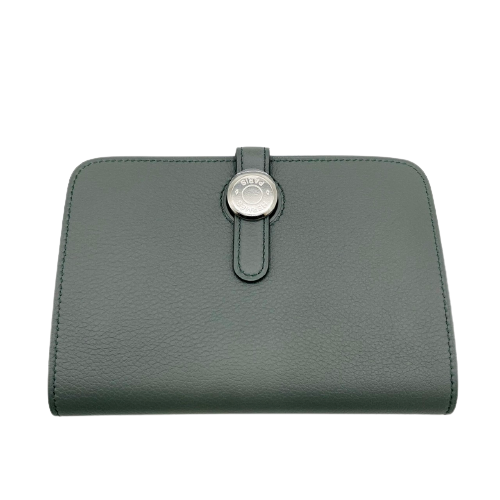 Hermes Dogon Compact Veil Amand Togo B가 새겨 져 있습니다