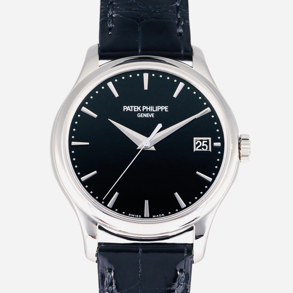 사전 소유의 Patek Philippe Calatrava 5227G-010 화이트 골드